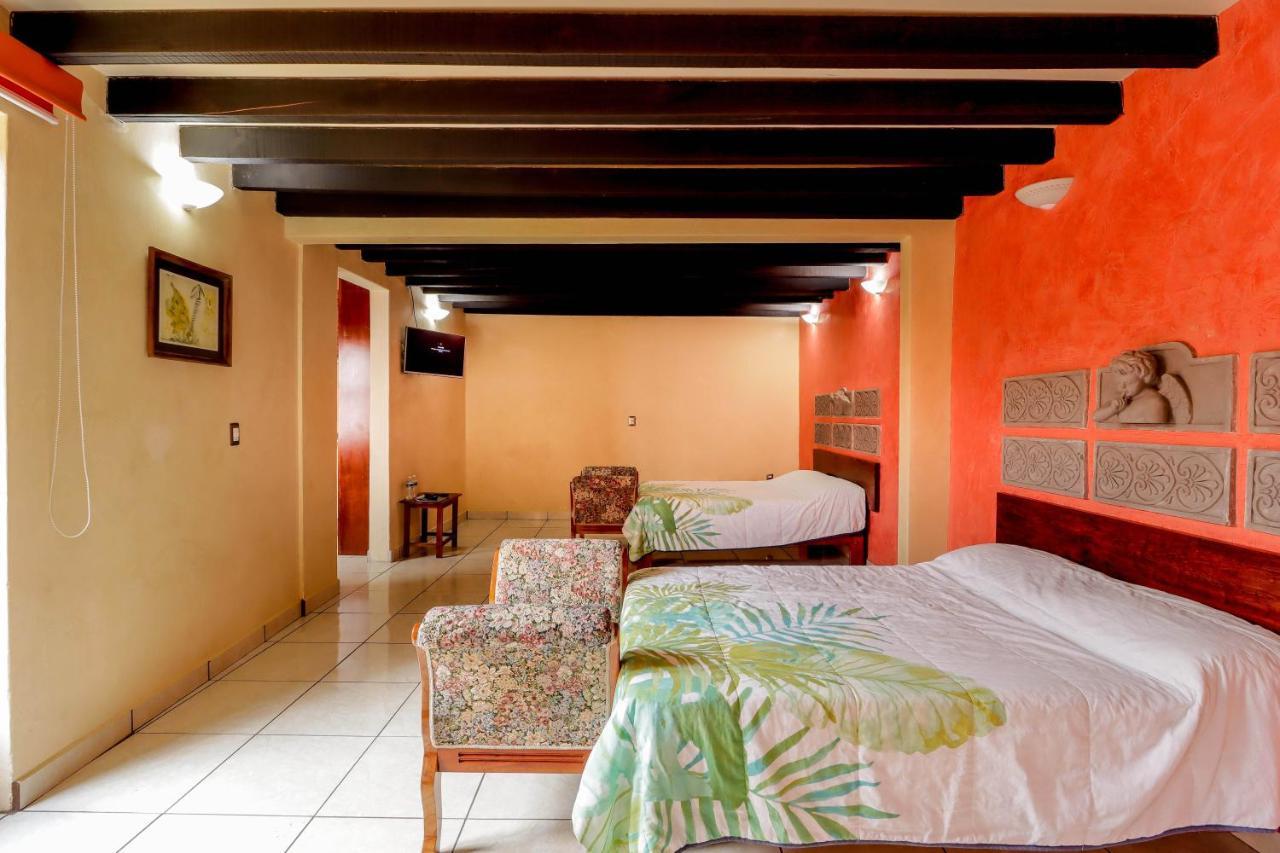 Hotel La Siesta Del Fauno Morelia Zewnętrze zdjęcie