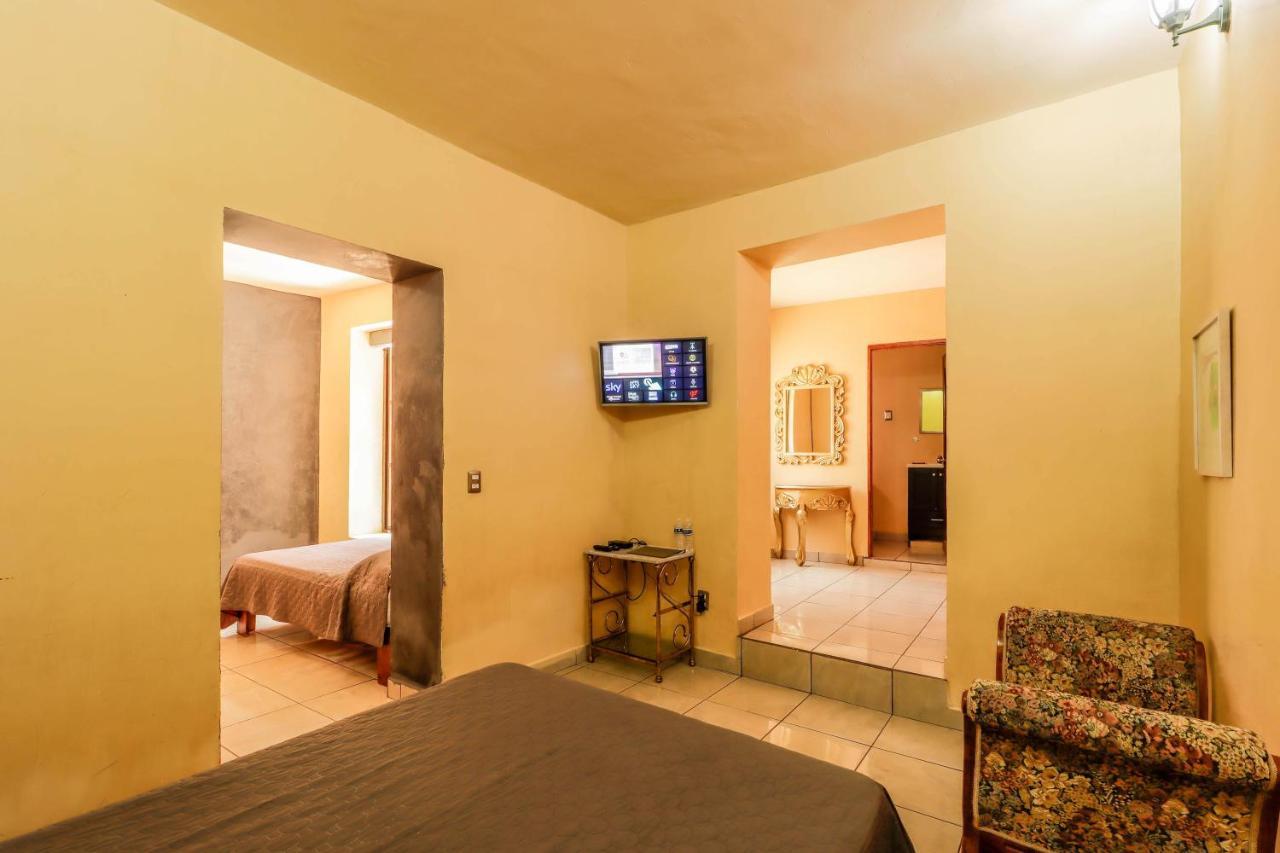 Hotel La Siesta Del Fauno Morelia Zewnętrze zdjęcie